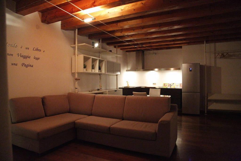 La Casa Di Leo Apartment Vicenza Ngoại thất bức ảnh